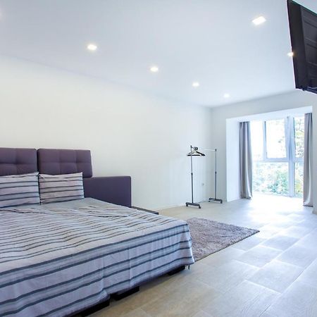 Top View Apartment In The Center 헤르손 외부 사진