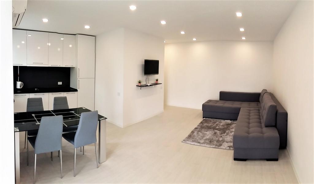 Top View Apartment In The Center 헤르손 외부 사진