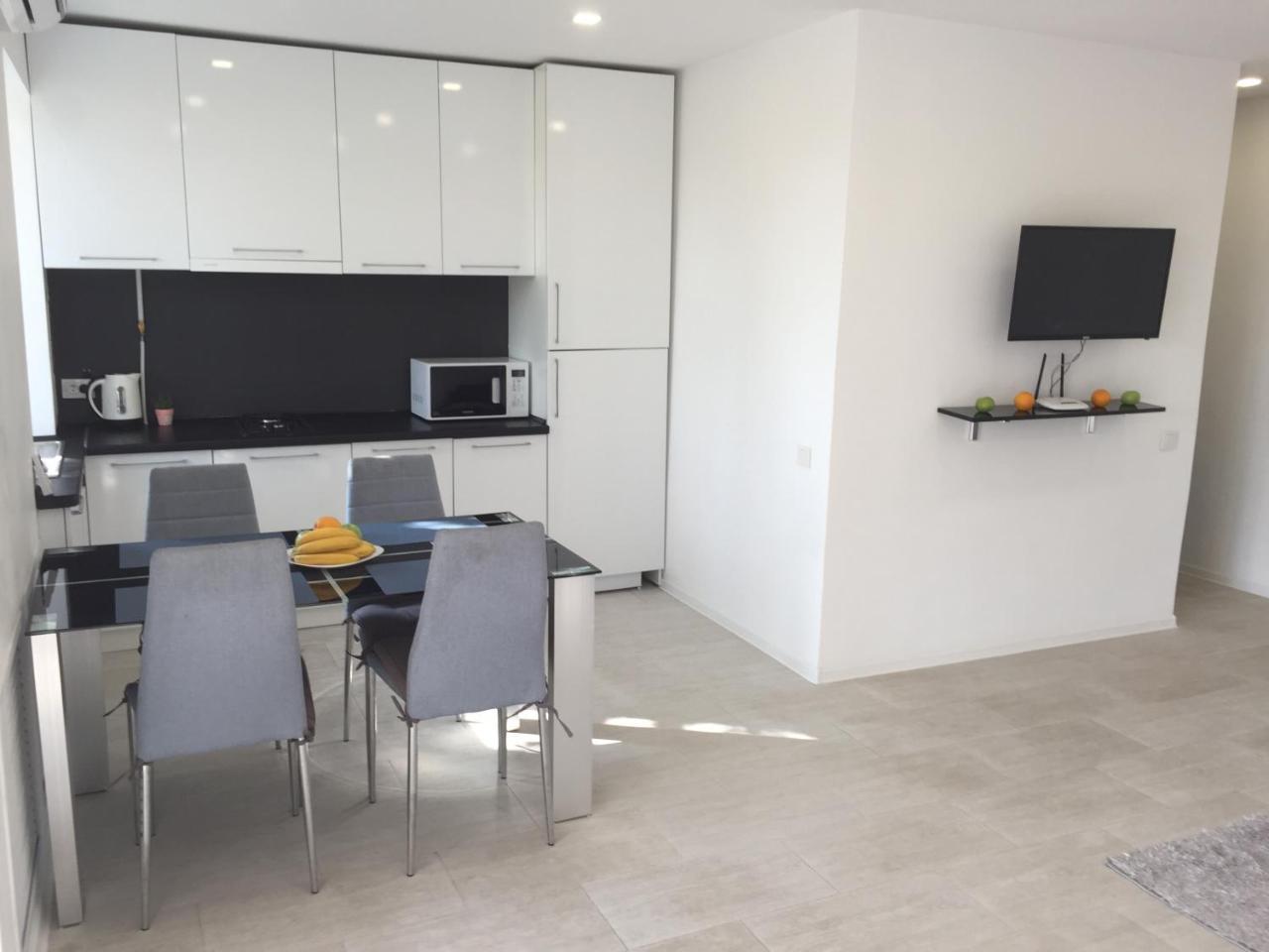 Top View Apartment In The Center 헤르손 외부 사진
