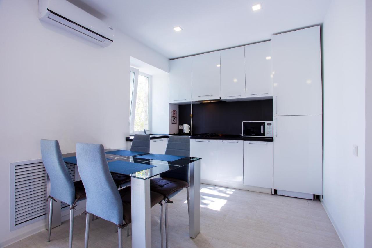 Top View Apartment In The Center 헤르손 외부 사진